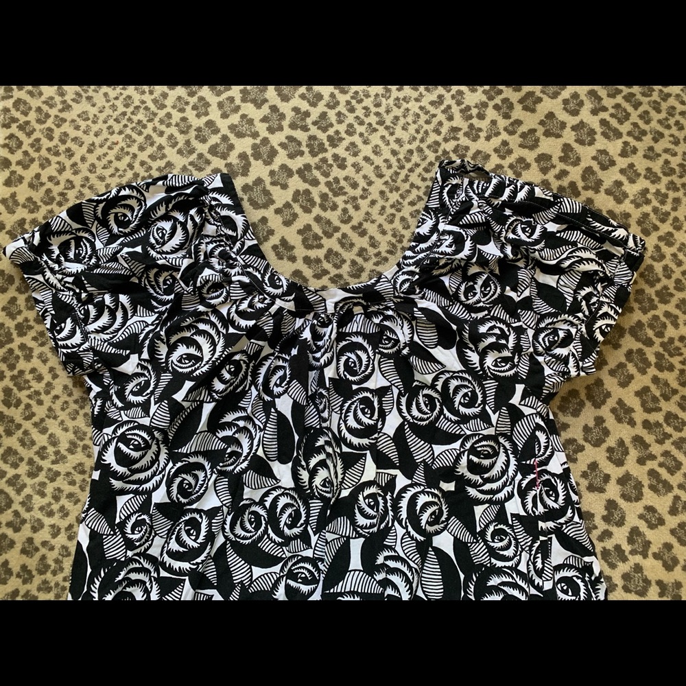 Nursing/hospital gown